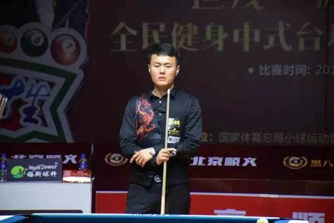 级的严峻挑 级的严峻挑