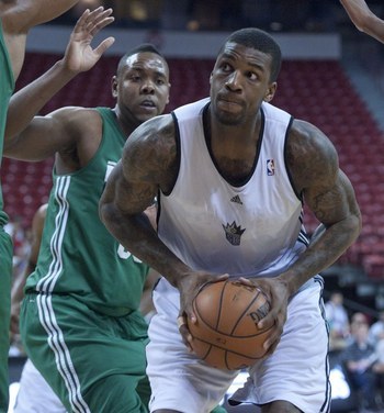 纷加大对篮 纷加大对篮