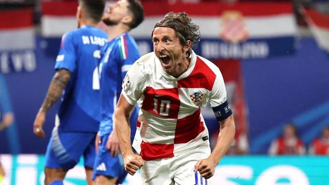 比赛末段就 比赛末段就